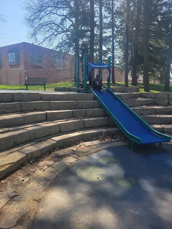 Alpine Park - Image 2
