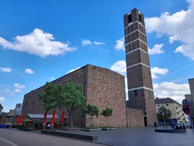 St Anne's Church - Image 1