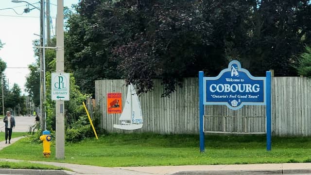 Welcome to Cobourg Sign - Image 1