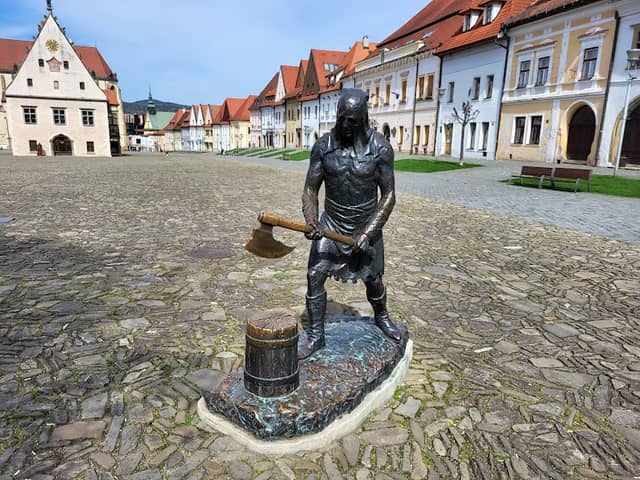 Pomnik kata - Image 1