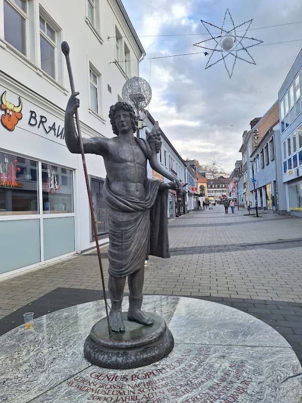 Schöne Statue - Image 1