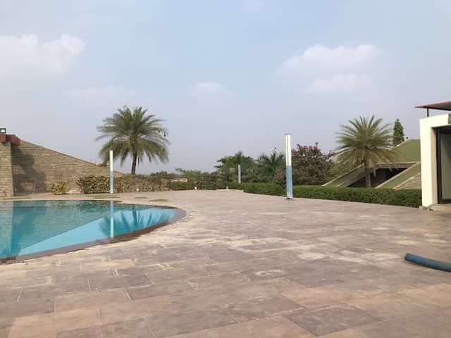 Valley View Resort - Image 1