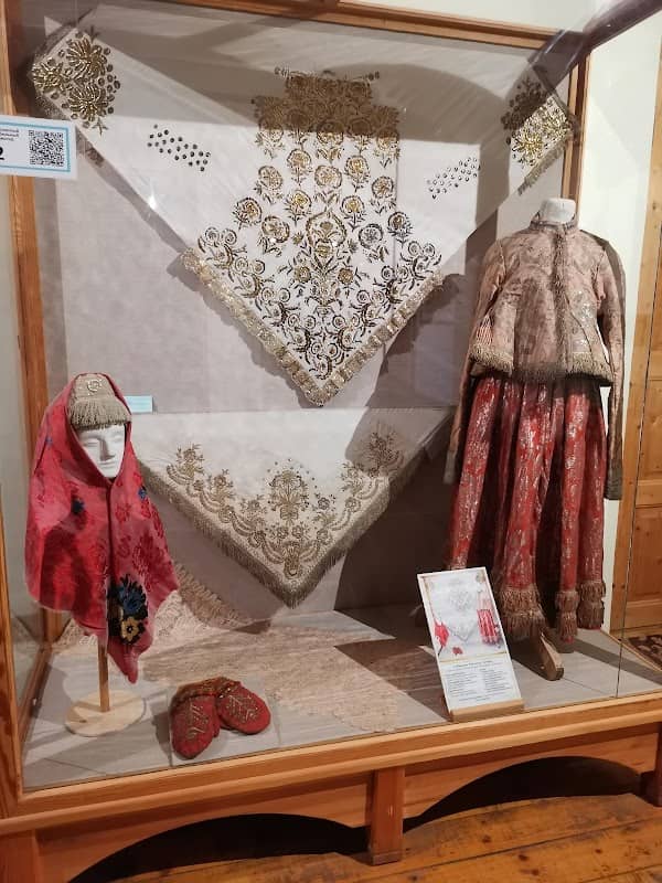 Museum of the History of Russian Headscarf & Shawl - Image 1