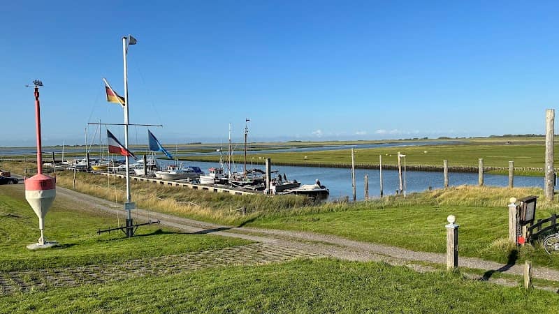 Tümlau Bay - Image 1
