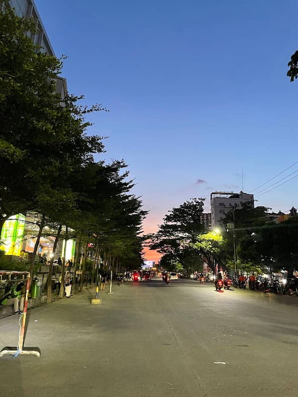 Jalan Boulevard - Image 2