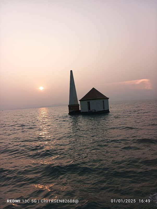 Breakfast Island - Image 1