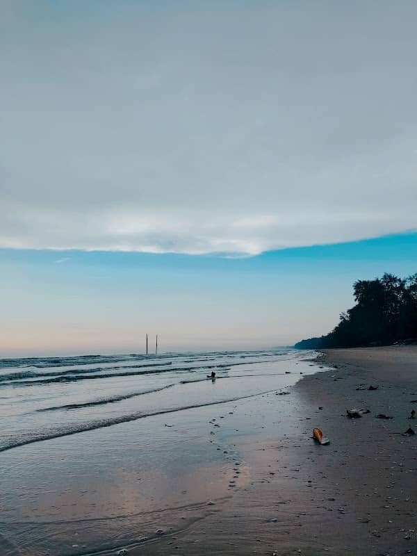 Pantai Cempaka - Image 1