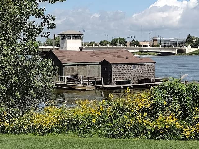Oshkosh Riverwalk - Image 1