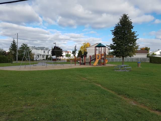 Candiac Park - Image 2