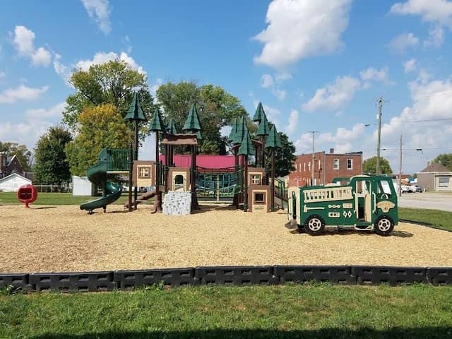 Trafalgar Park - Image 1