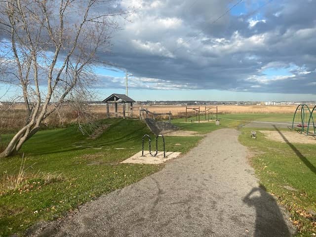 Hawthorne Park - Image 2
