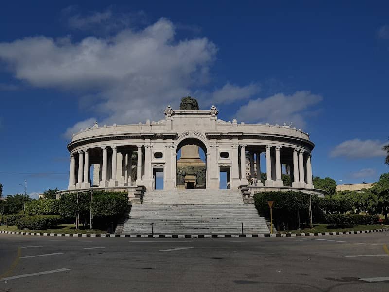 Monumento a José Miguel Gómez - Image 3