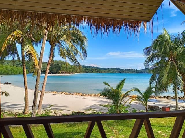 Tolani Beach - Image 2