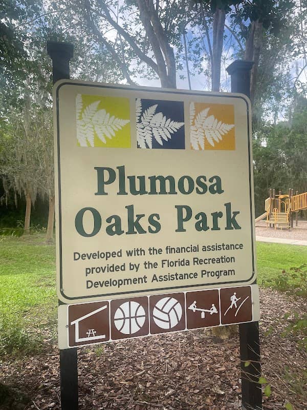 Plumosa Oaks Park - Image 1
