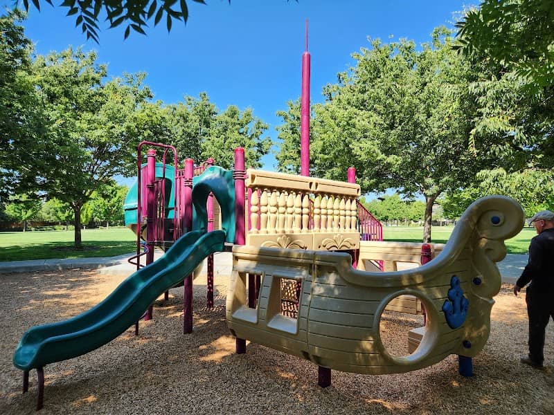 Sunset Vista Park - Image 1