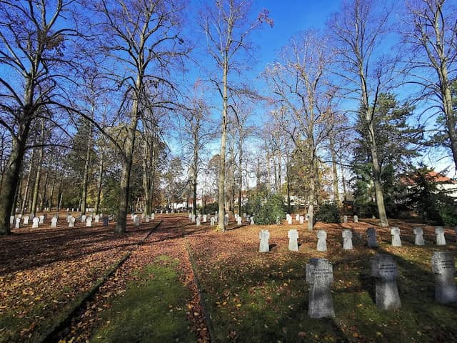 Deutscher Soldatenfriedhof - Image 2