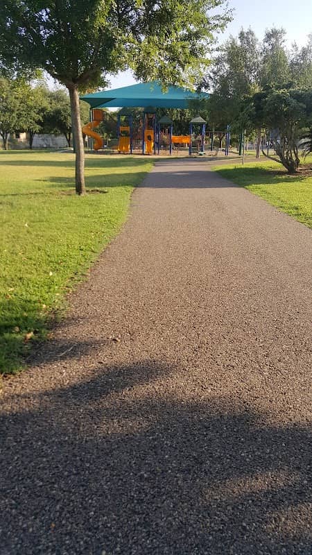 Jando Guedea Park - Image 2