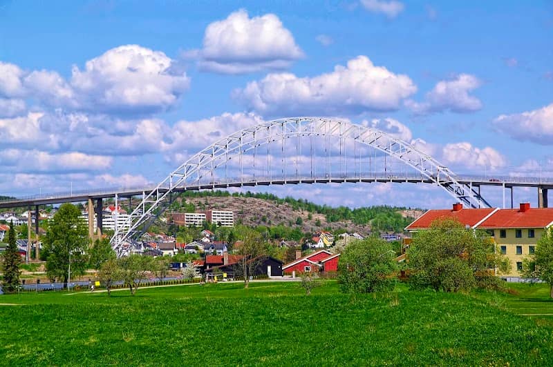 Fredrikstad Bridge - Image 2