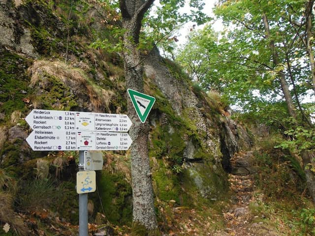 Lautenfelsen - Image 1