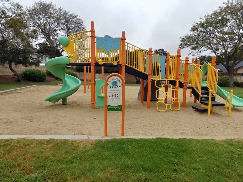 Belaire Linear Park - Image 1