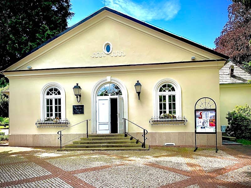 Dworek im. Fryderyka Chopina - Image 1