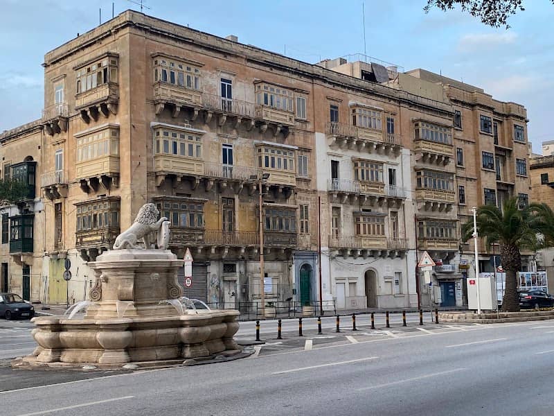 Lion Fountain - Image 2