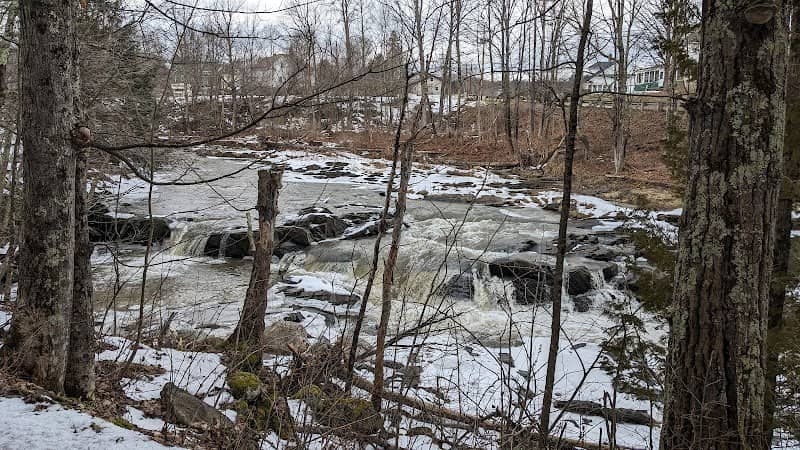 Willoughby Falls - Image 1