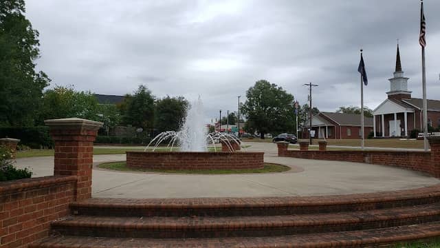 Town Of Swansea Fountain - Image 1