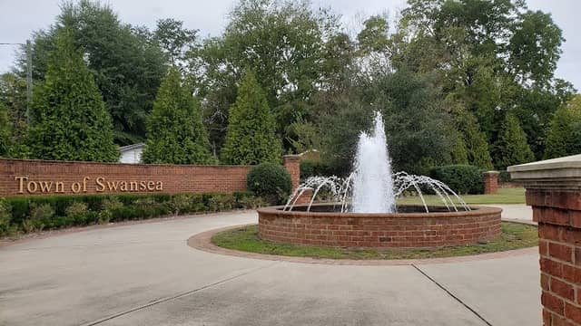 Town Of Swansea Fountain - Image 2