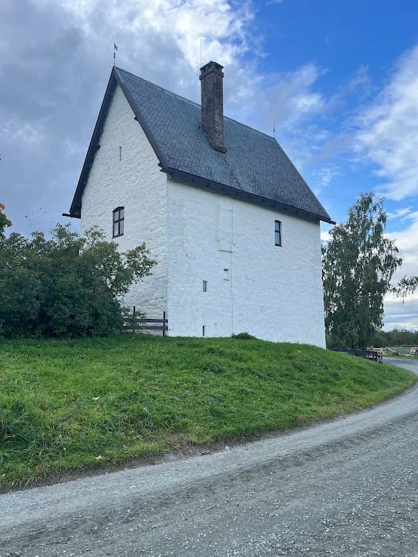 Steinhuset - Image 1