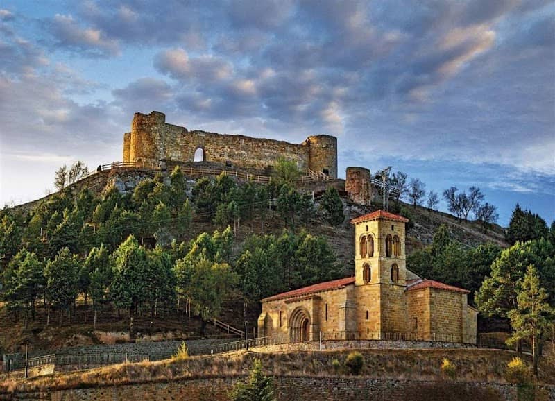 Castle Aguilar de Campoo - Image 1