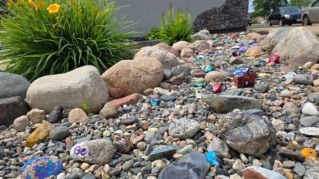 Kindness Rocks Inspiration Garden - Image 2