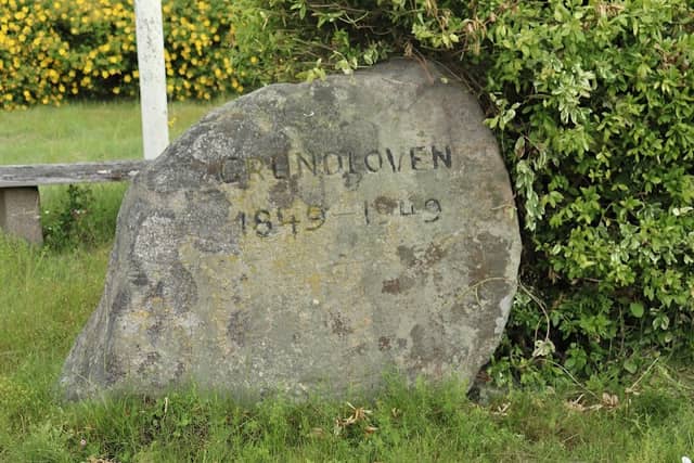 Grundlovssten i Heldager - Image 1
