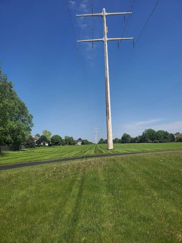 Tall Grass Greenway - Image 2