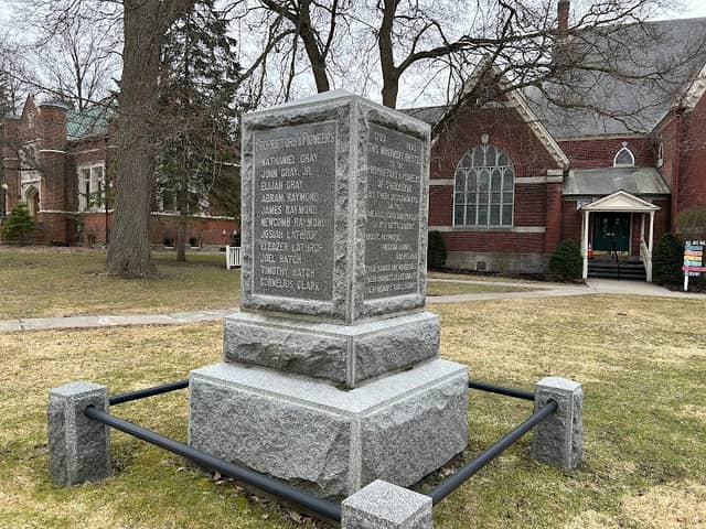 Thomas Gaines Memorial Park - Image 2