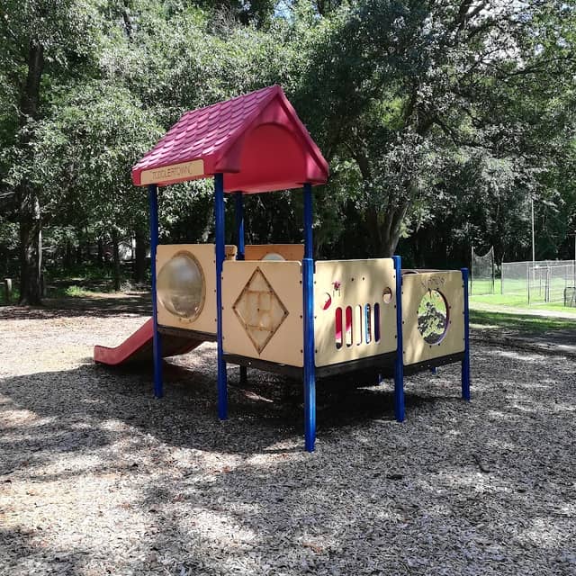 Capital Park - Image 1