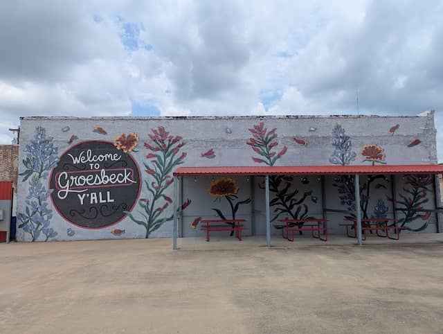 Groesbeck mural - Image 2