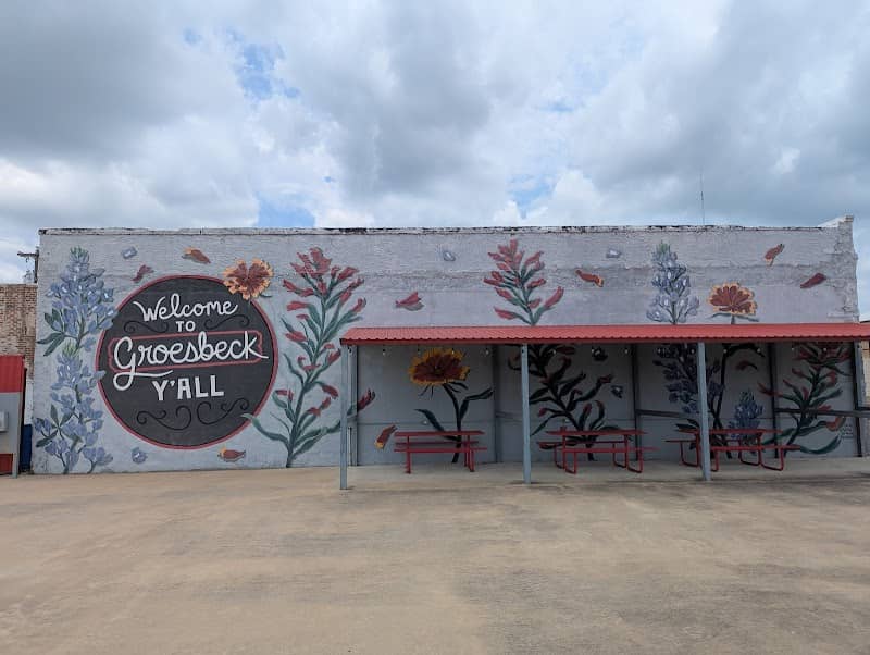 Groesbeck mural - Image 2