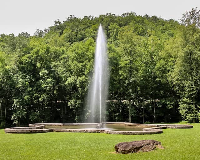Andrews Geyser - Image 1