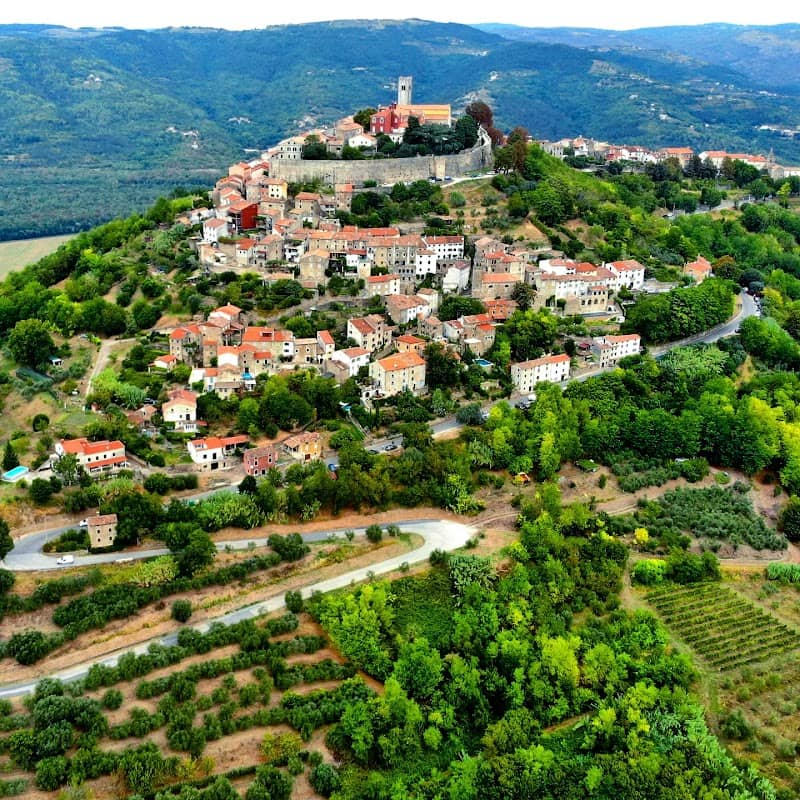 Motovun-Montona - Image 1