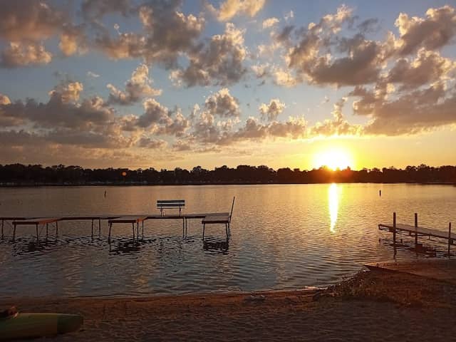 Booth Lake Memorial Park - Image 2