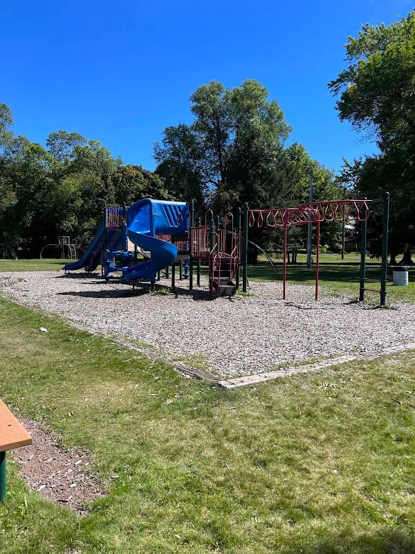 Longyear Park - Image 2