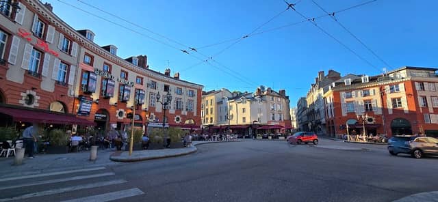 Place Denis Dussoubs - Image 1