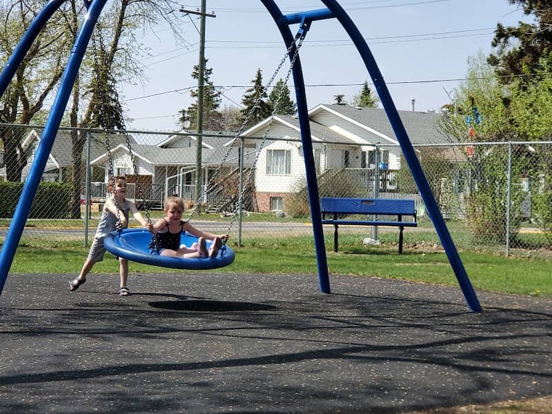 Tower Park - Image 2