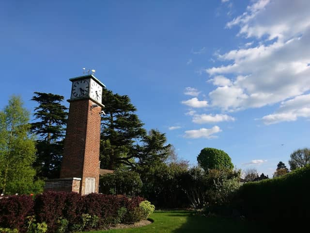 Queen's Park (Fields in Trust) - Image 2