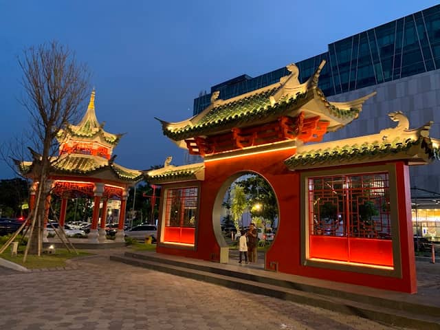 Park Shanghai- Pakuwon City - Image 1