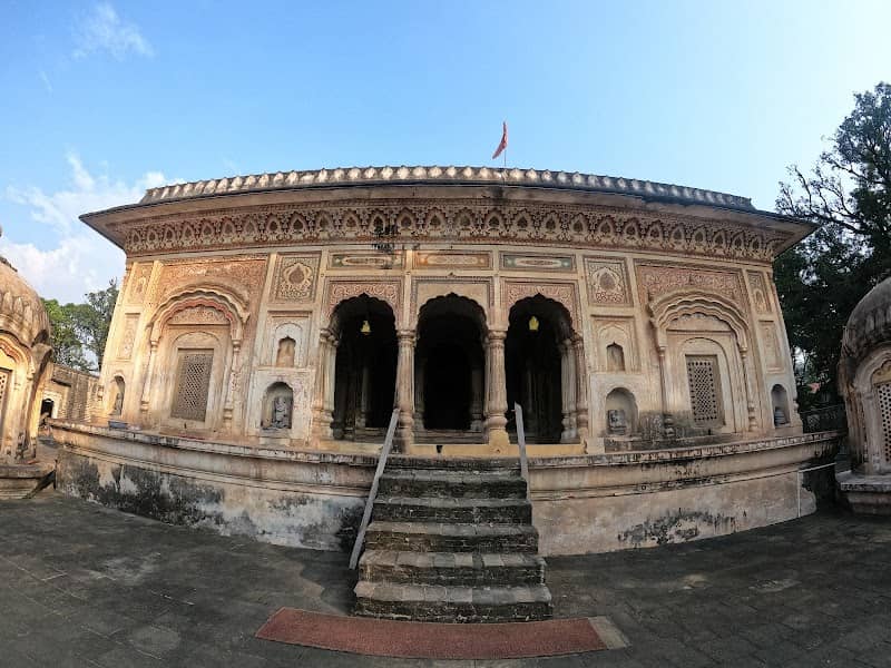 Narvadeshwar Temple - Image 1