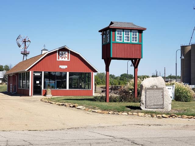 Breaking the Prarie Museum - Image 1