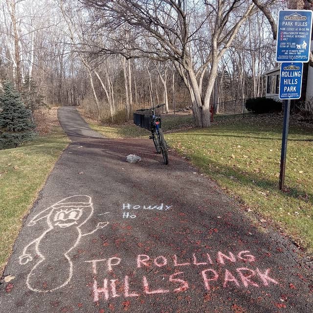 Rolling hills park - Image 1