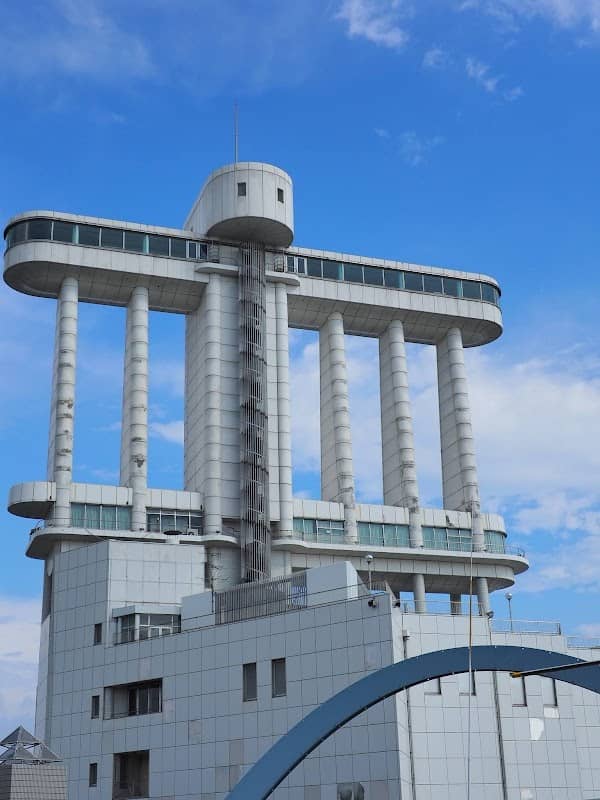 Nagoya Port Building - Image 1